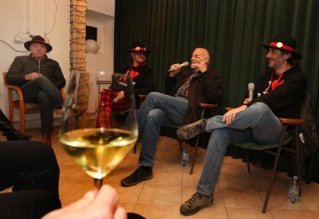 Otvoritev Razstave in pustni podcast 27 Foto Ljubo Vukelič